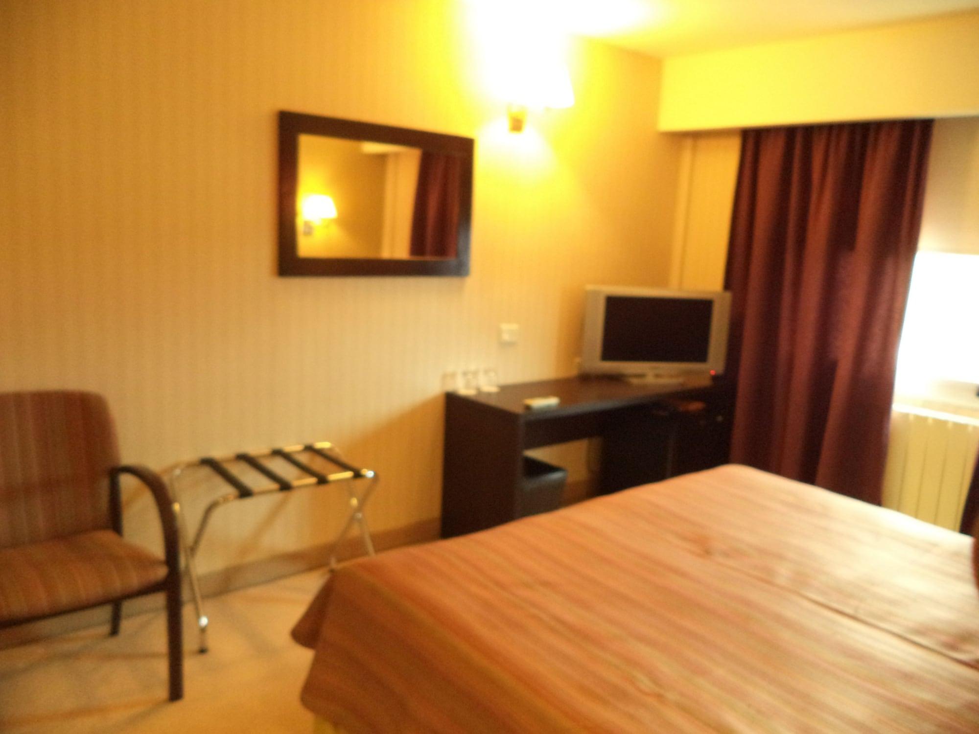 Mil810 Ushuaia Hotel Ngoại thất bức ảnh