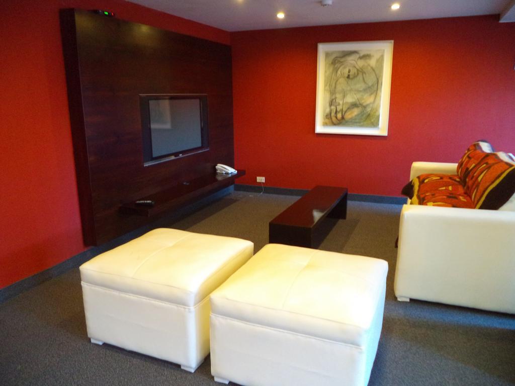 Mil810 Ushuaia Hotel Ngoại thất bức ảnh