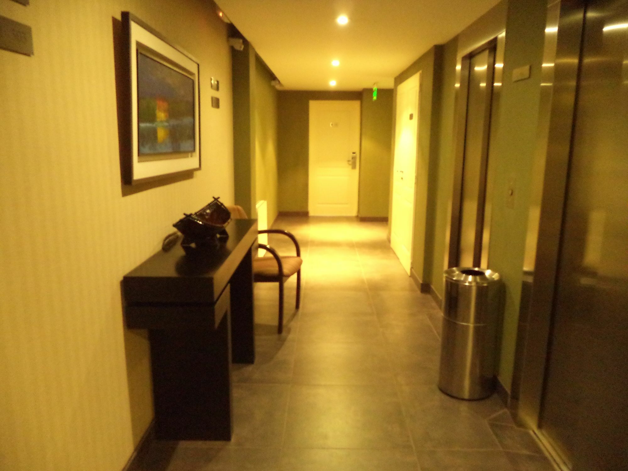 Mil810 Ushuaia Hotel Ngoại thất bức ảnh
