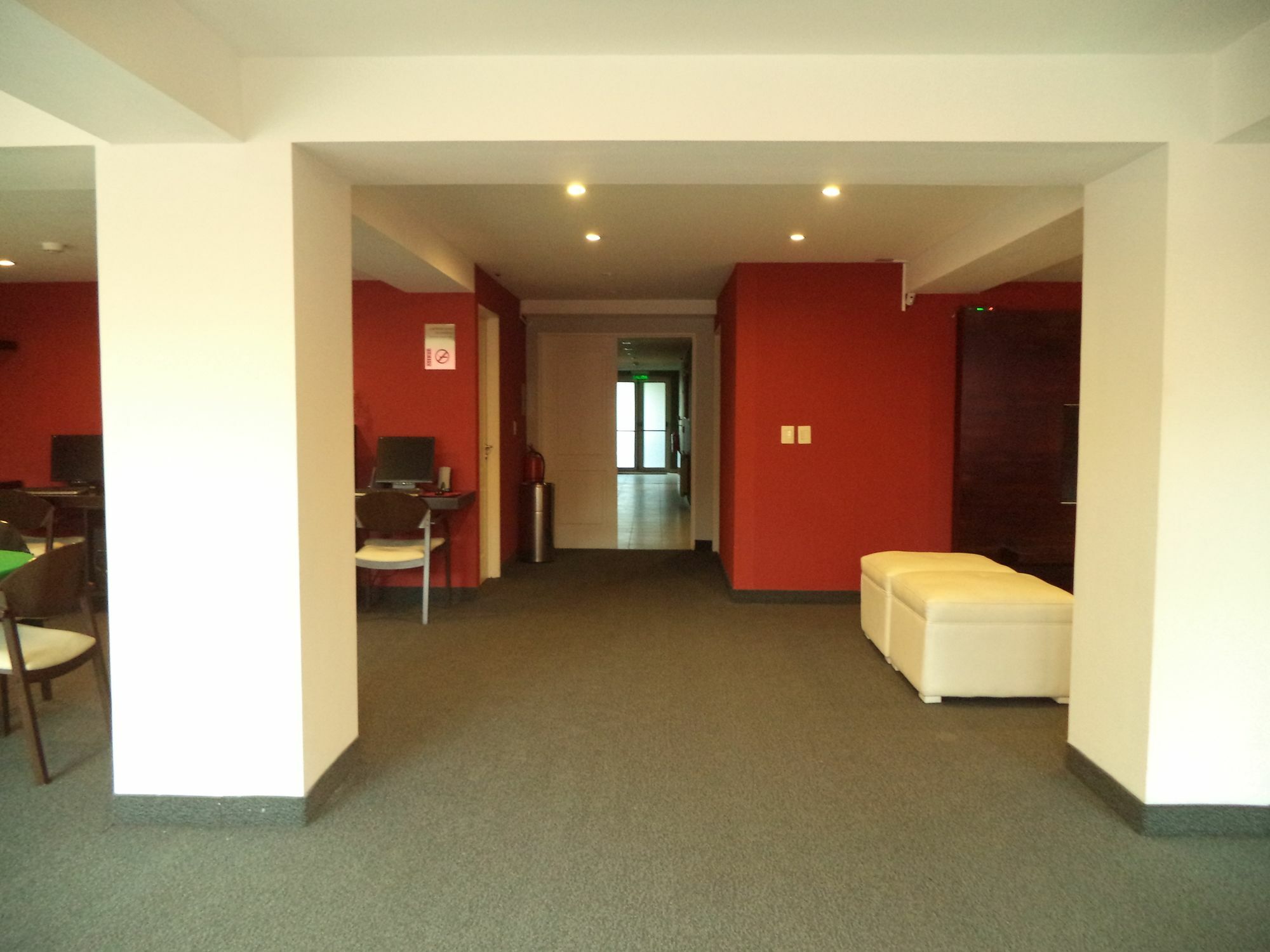 Mil810 Ushuaia Hotel Ngoại thất bức ảnh
