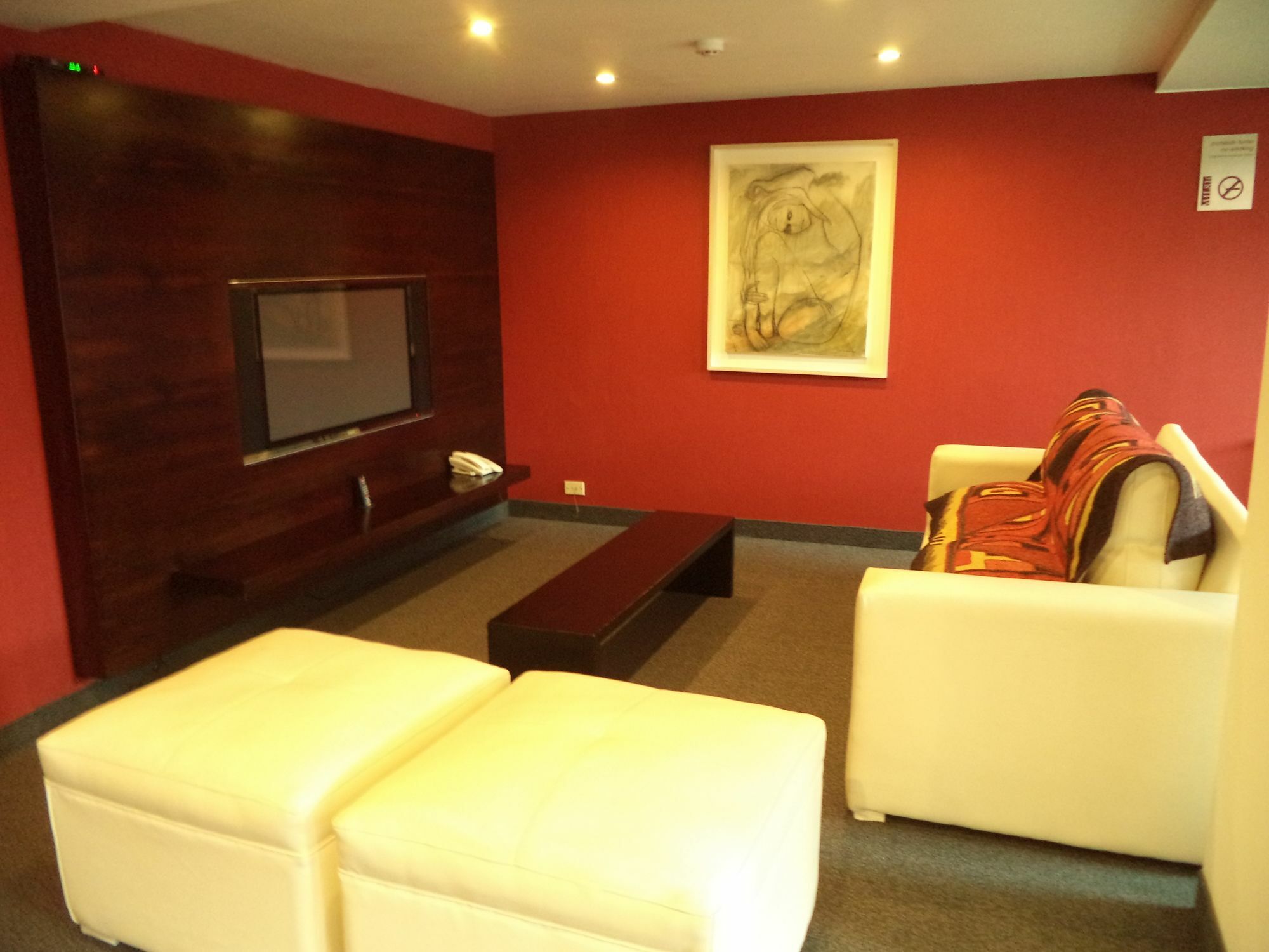 Mil810 Ushuaia Hotel Ngoại thất bức ảnh