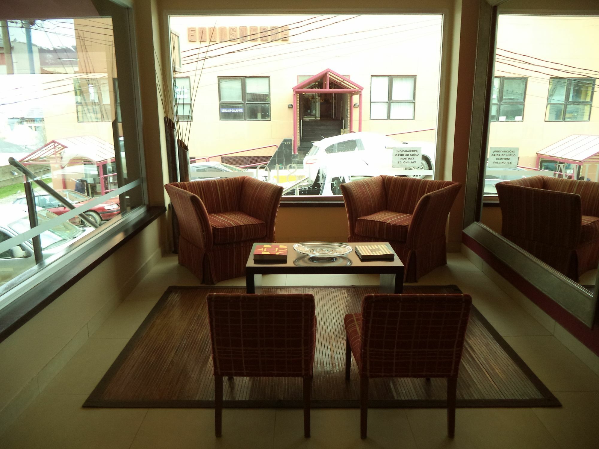 Mil810 Ushuaia Hotel Ngoại thất bức ảnh